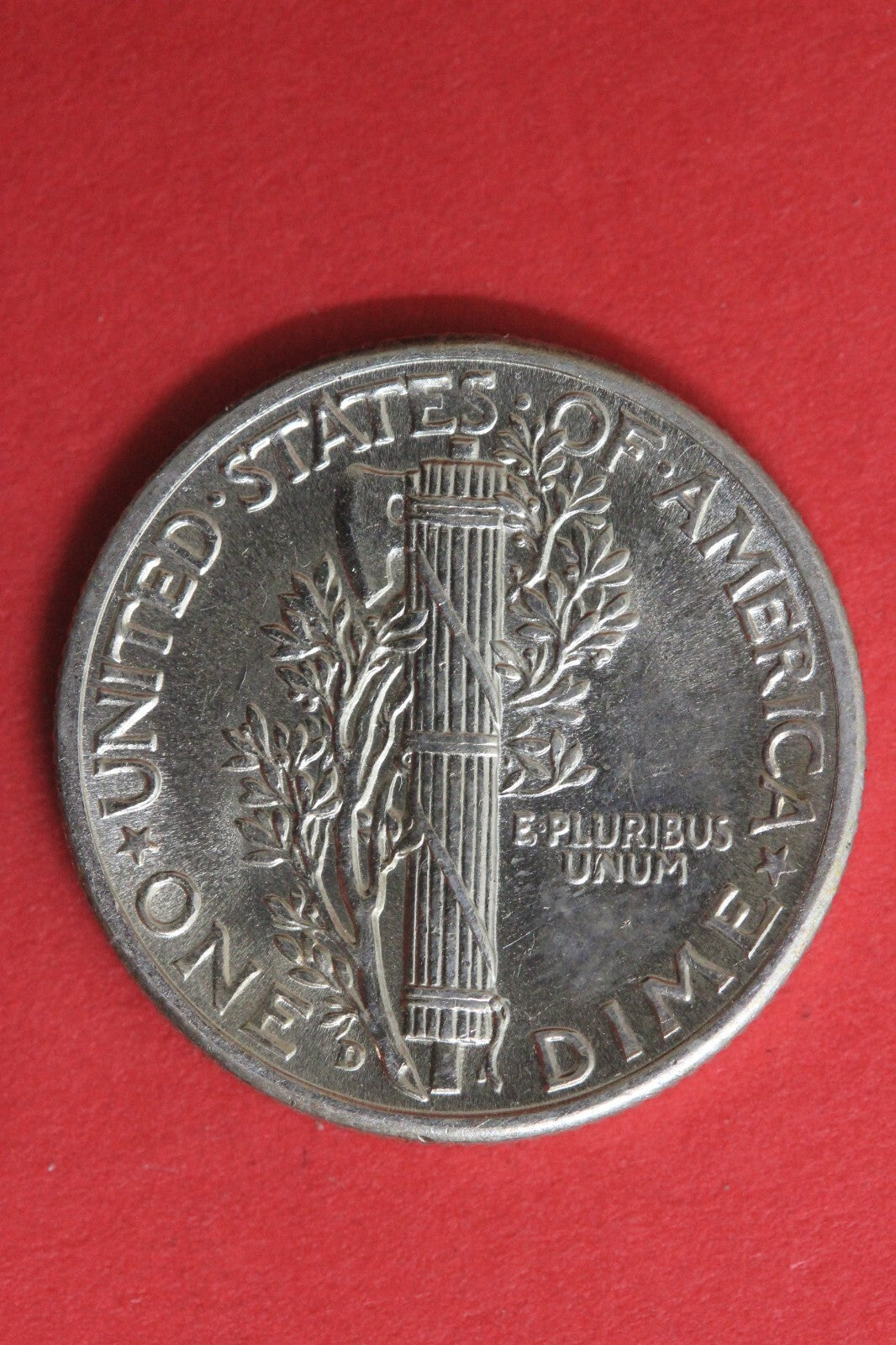 1943 D Silver Mercury Dime Exact Coin Shown Fast Flat Rate Shipping OCE 75