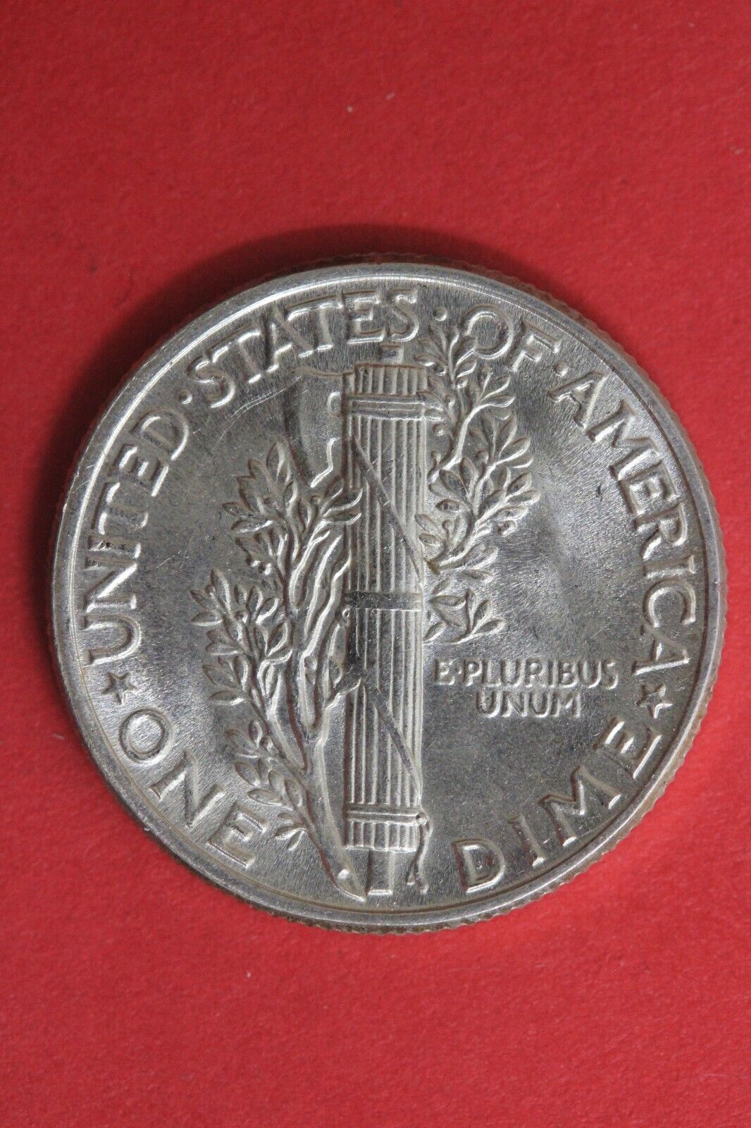 1944 P Silver Mercury Dime Exact Coin Shown Fast Flat Rate Shipping OCE 84