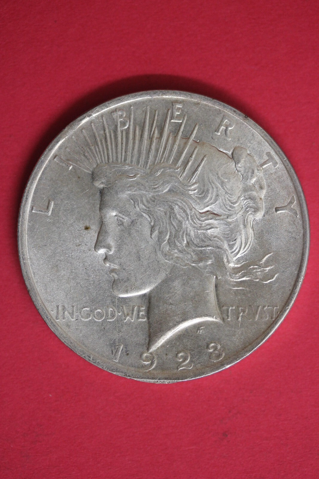 1923 P Vam 1F Chin Bar & Curved Clip Top 50 Peace Liberty Silver Dollar OCE 5188