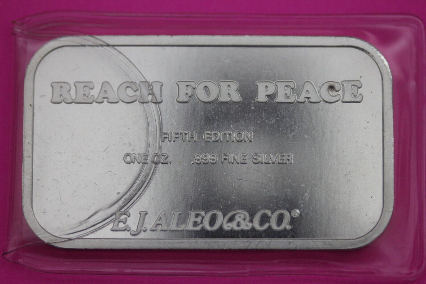 Very Rare 1975 Cold War Era USA & USSR Reach for Peace 1 oz Silver Bar 93N