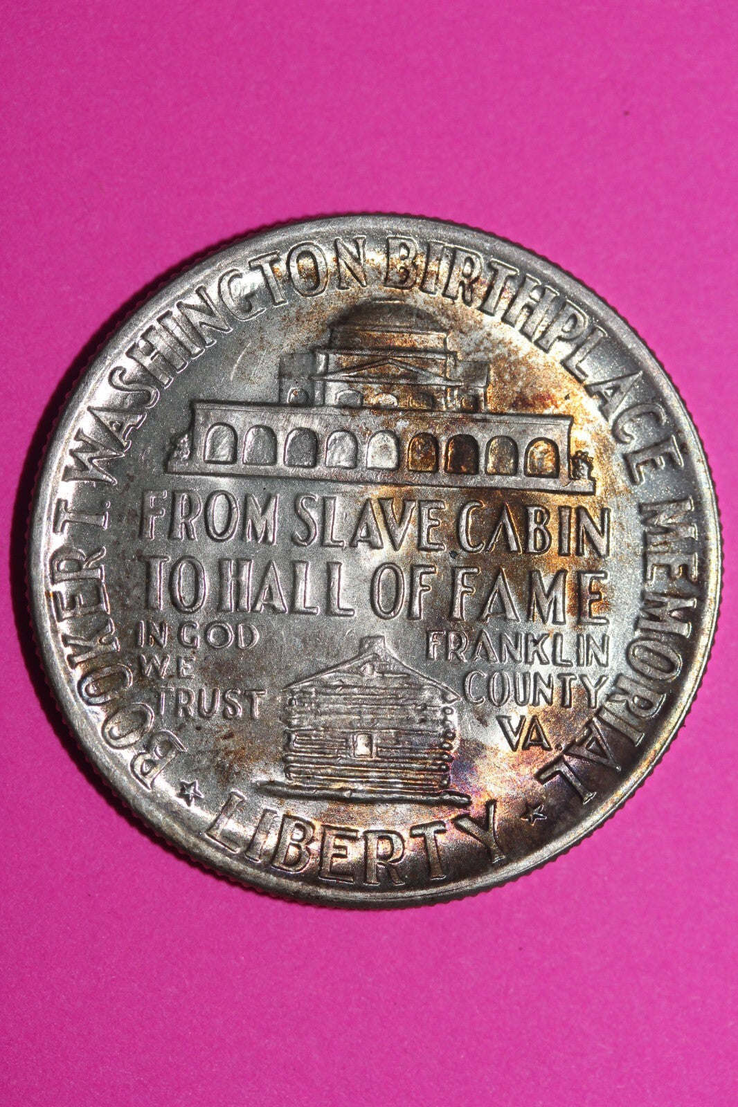 High Grade 1946 Booker T Washington Commemorative Silver Half Dollar Coin 1039